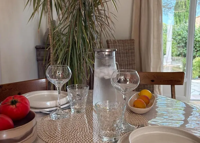 Maison Raphael Semesterbostad *