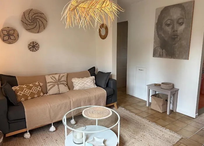 Semesterbostad Maison Raphael