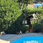 Maison Raphael *